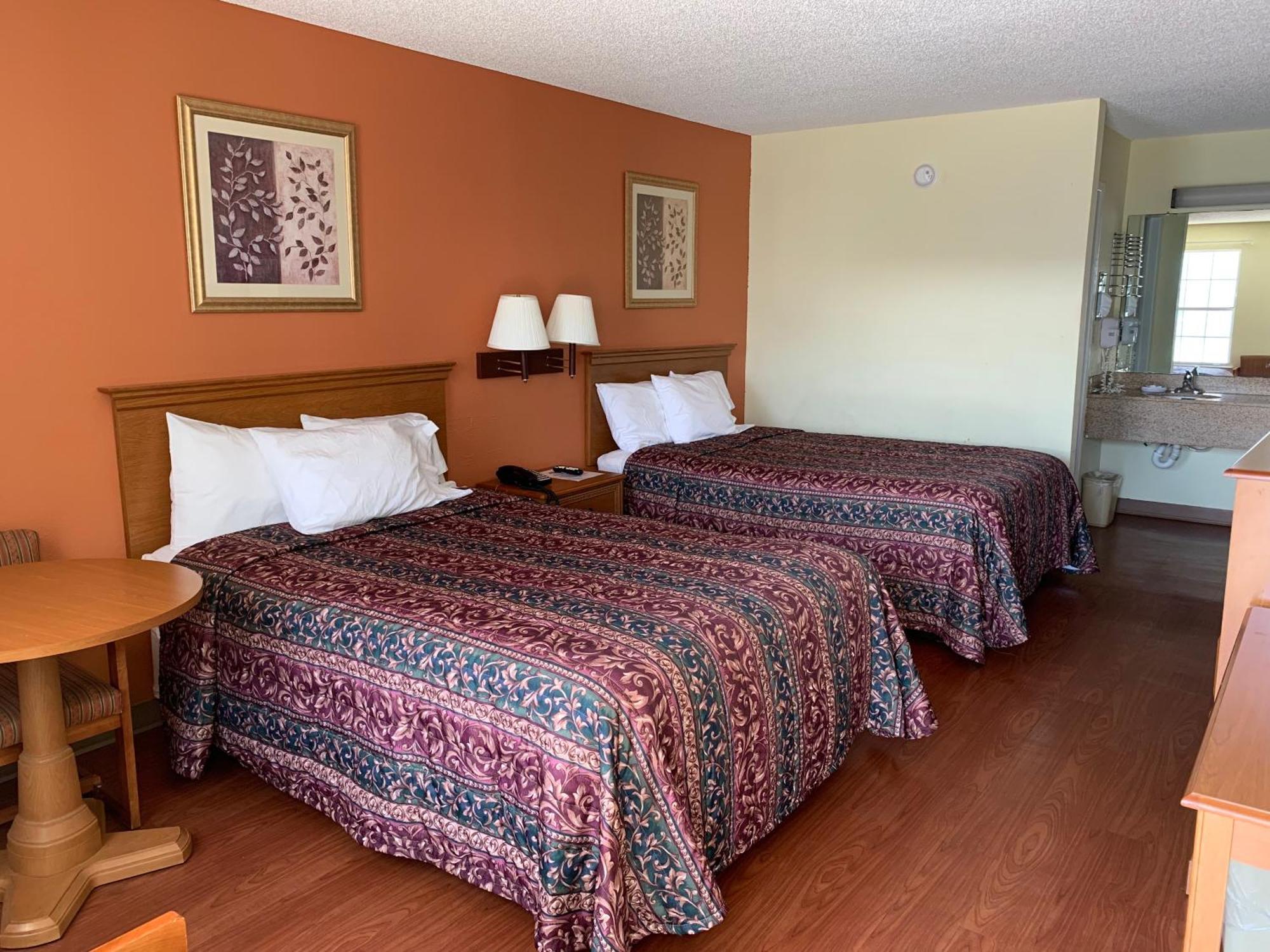 Key West Inn - Chatsworth Экстерьер фото